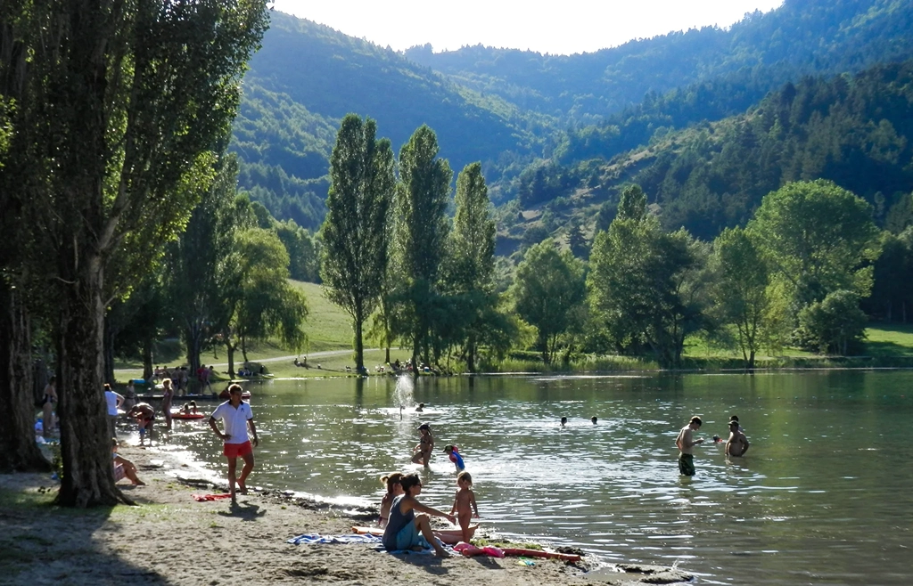 Plage Belcaire baignade surveillée