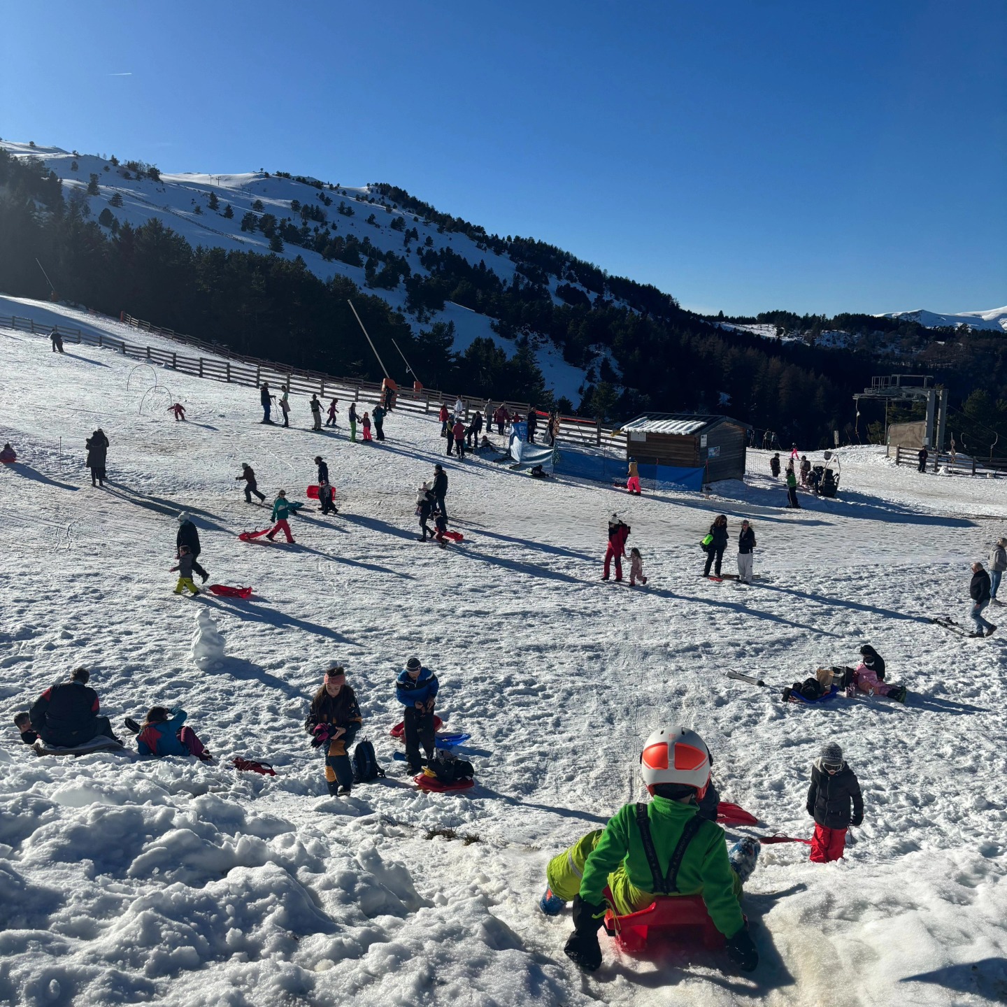 neige station ski skieur hiver